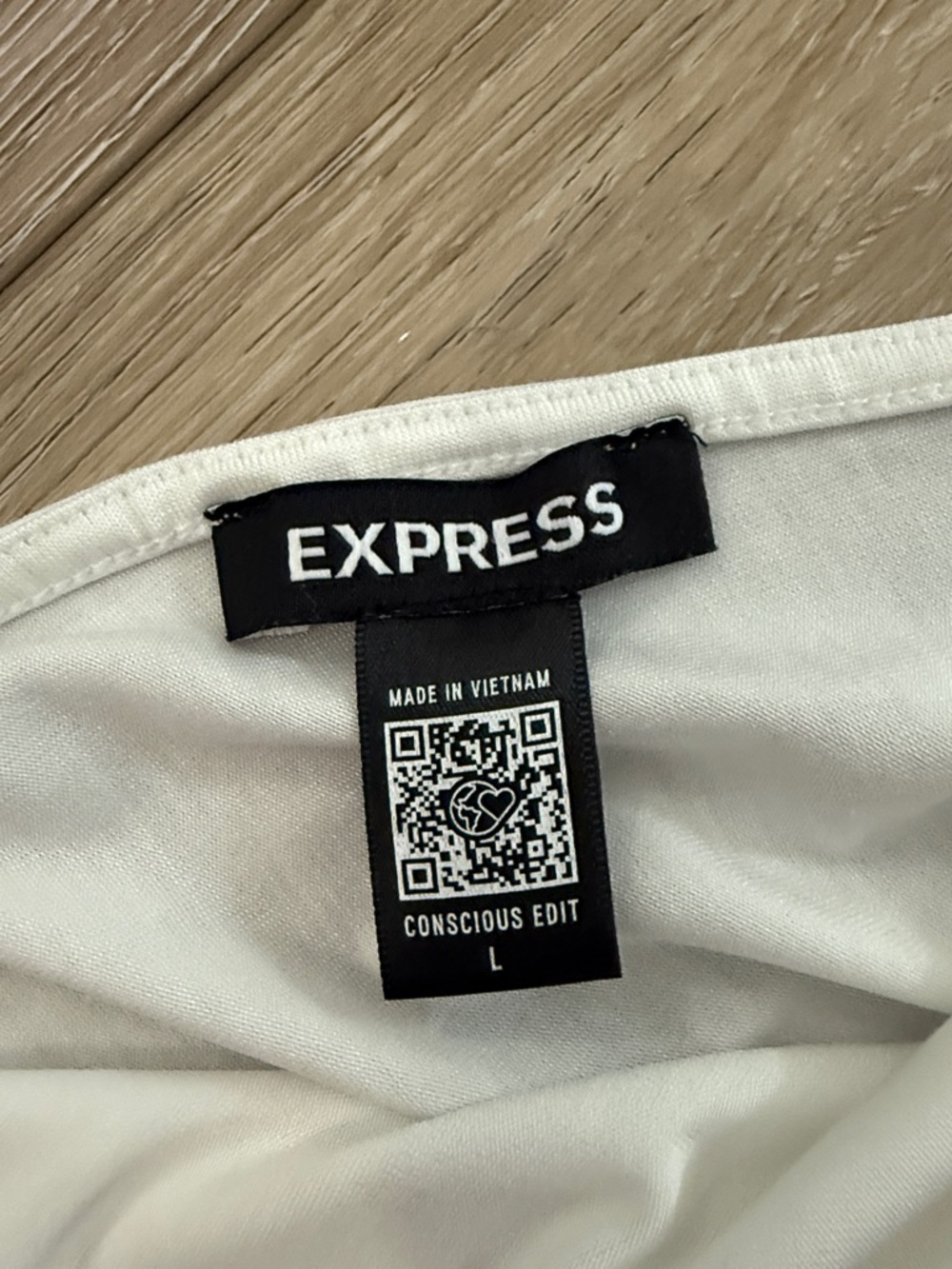 Express White One-Shoulder Top - Picture 6 of 7